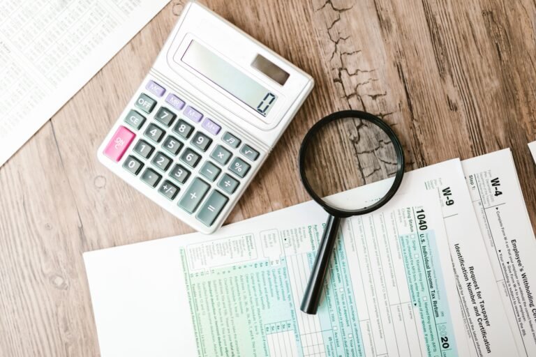 Calculadora e documentos financeiros